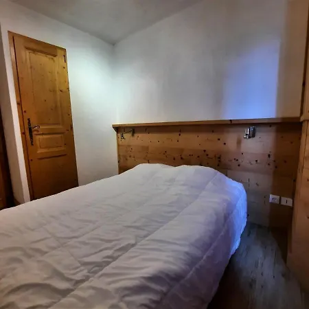 Cosy, 6 Pers., Pieds Des Pistes, 2 Chambres, Balcon Sud-ouest, Quartier Reberty 1850 - Fr-1-452-16 Apartment *